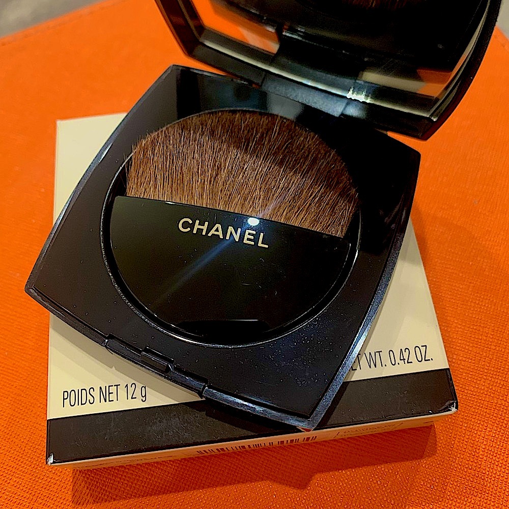 Chanel N 50 Les Beiges healthy glow sheer colour